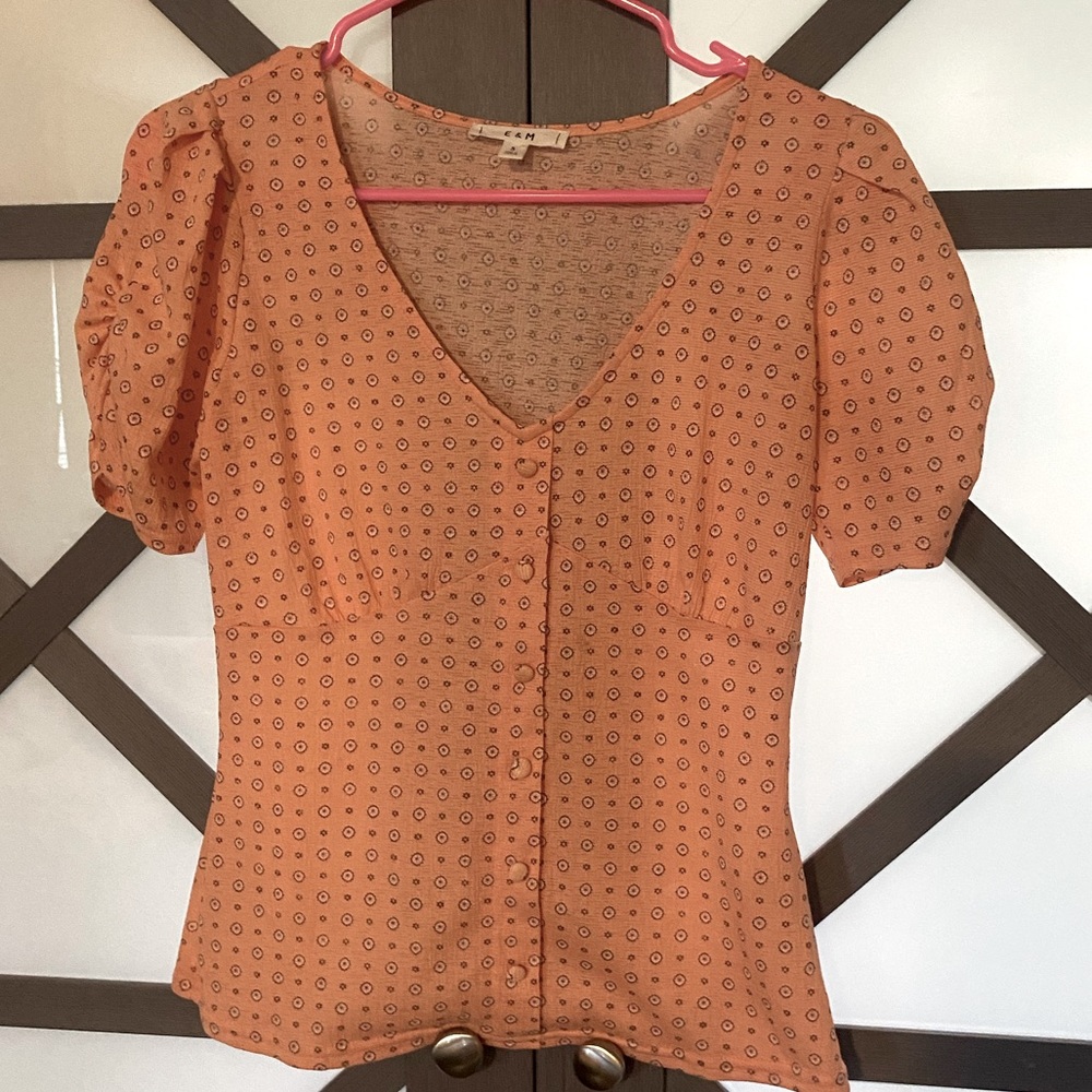 Peach retro style top